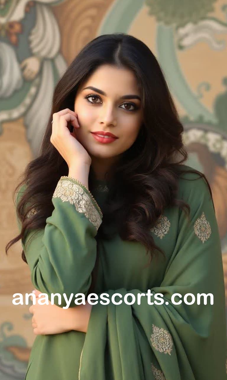 Call Girls in Dhule